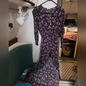 Wild Moss Floral Midi Dress